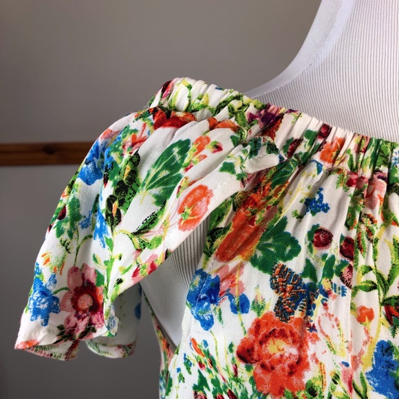 12$ VanillaStar Off of the shoulder top, Small - Picture 4 of 7